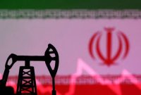 ذخایر نفتی بدون مشتری و شناور روی آب ایران صفر شد