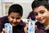 شیر رایگان در دبستان‌های دولتی توزیع می شود