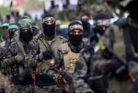 مقاومت فلسطین کنترل یک مرکز پلیس اسرائیل را به دست گرفت مقاومت فلسطین کنترل یک مرکز پلیس اسرائیل را به دست گرفت