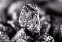 کشف یک سنگ معدنی خاص و کمیاب در چین
