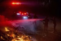 آتش سوزی گسترده زندگی هزاران نفر از ساکنان کالیفرنیا را تهدید می‌کند