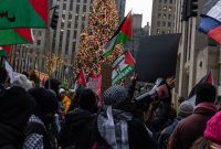 اعتراضات حامیان فلسطین در دو فرودگاه بزرگ آمریکا اعتراضات حامیان فلسطین در دو فرودگاه بزرگ آمریکا