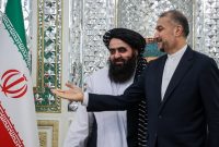 تأکید امیرعبداللهیان بر حل مسائل موجود بین ایران و افغانستان در دیدار امیرخان متقی