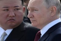 ادعای وزیر دفاع انگلیس: پوتین برای تامین تسلیحات به کره شمالی التماس می‌کند